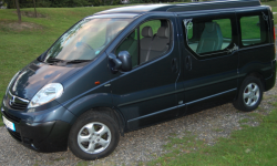 opel-vivaro-2